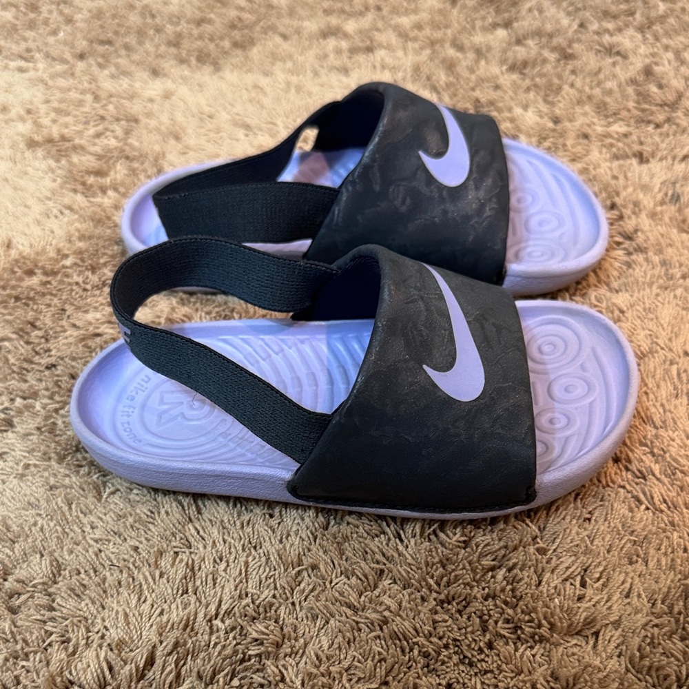 Nike slides